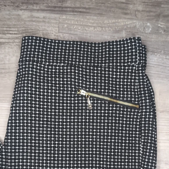 Rafaella Black and White Patterned Dress Pants - Picture 2 of 5